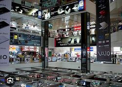 Sim Lim Square (D7), Retail #463341801